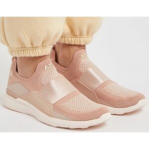 APL Techloom Bliss Sneaker
